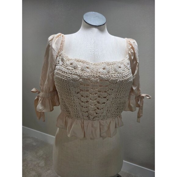 Milk & Honey Beige Crochet Lace Blouse With Puff Sleeves & Tie Back L - Picture 4 of 7
